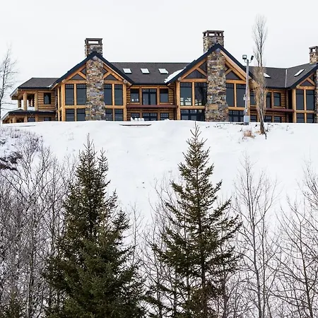 Mont Du Lac Resort